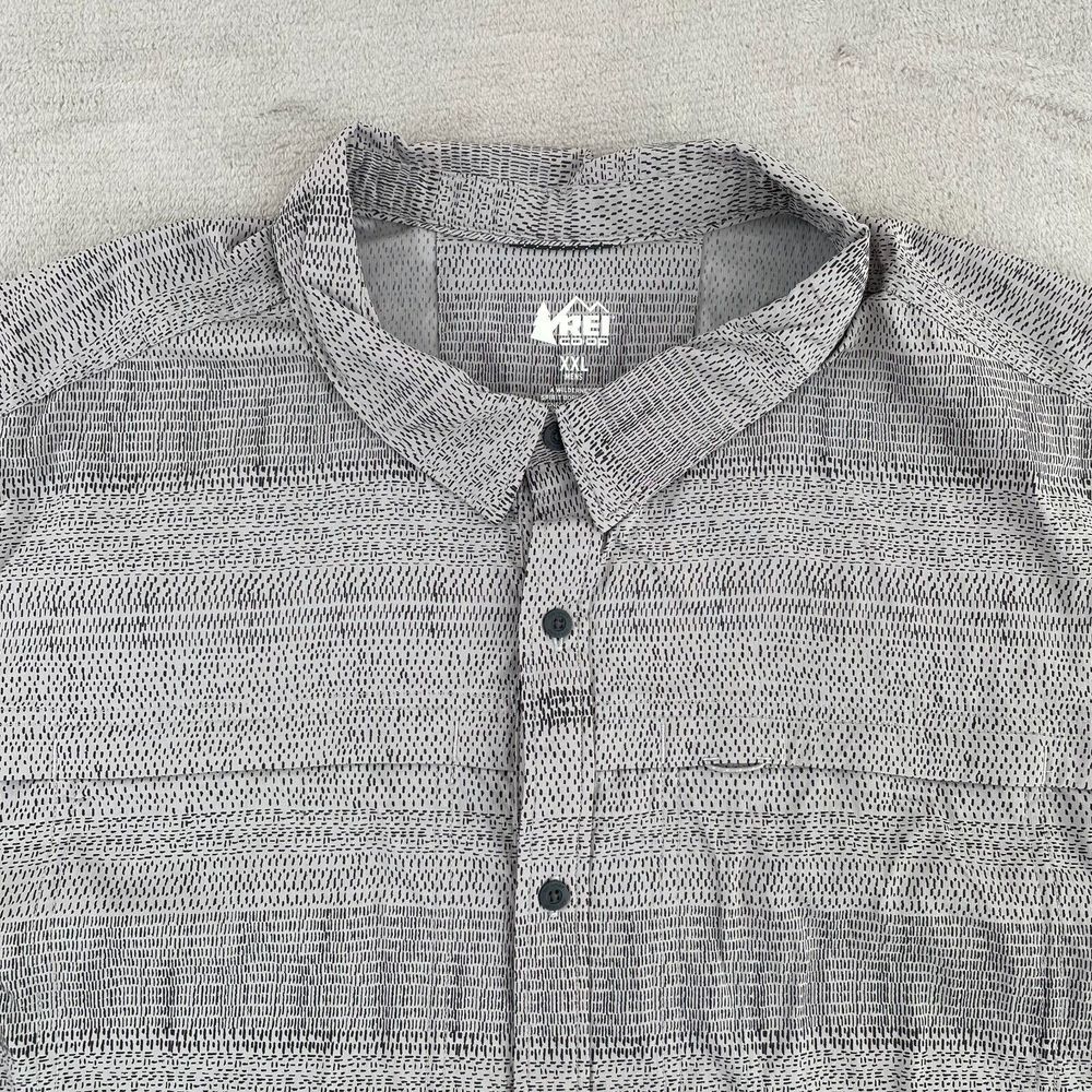 REI Co-Op Sahara Shirt Men 2XL Grey Short Sleeve Wicking Fishing Outdoors NWOT